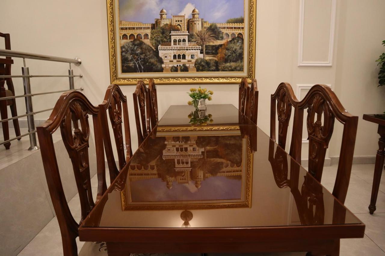 Hayyat Luxury Hotel Suites Лахор Экстерьер фото